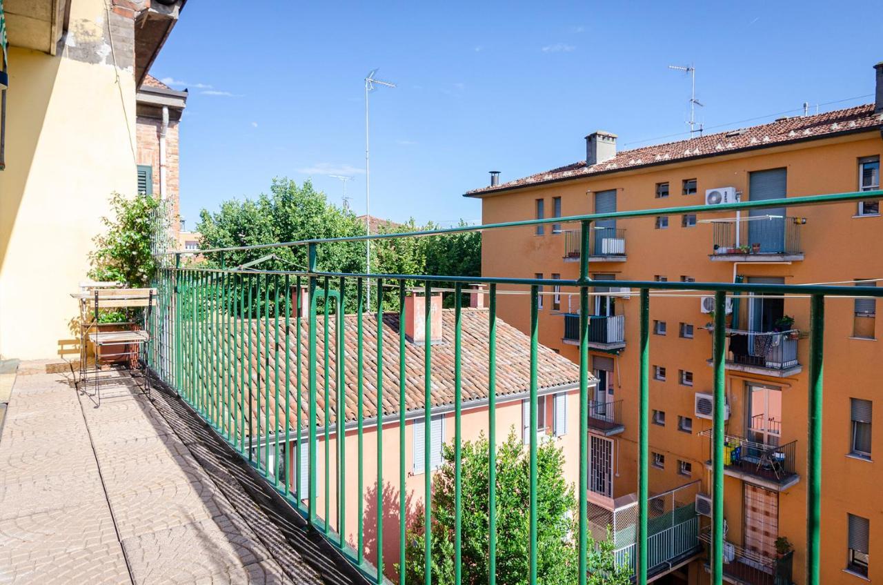Di Vincenzo 4 Lägenhet Bologna Exteriör bild